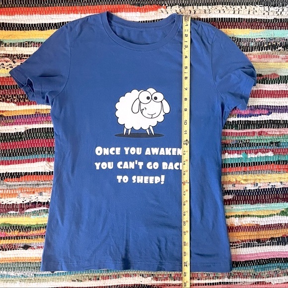 Red Bubble Blue Funny Sheep Tee Size Small - Picture 7 of 9